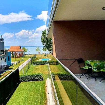 Elegant Apartman Siófok Exteriör bild